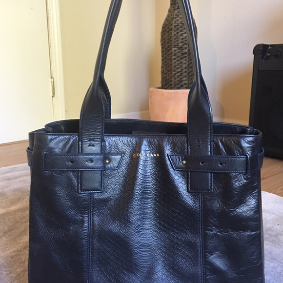 Cole Haan Leather Tote Navy/Black - Picture 6 of 8